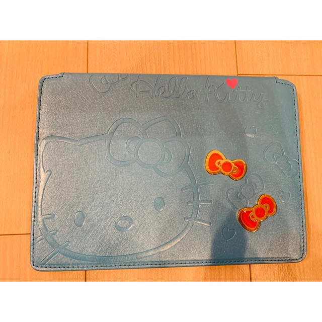 サンリオ(サンリオ)の【新品】hello kitty iPad Air/iPad5 ケース スマホ/家電/カメラのスマホアクセサリー(iPadケース)の商品写真