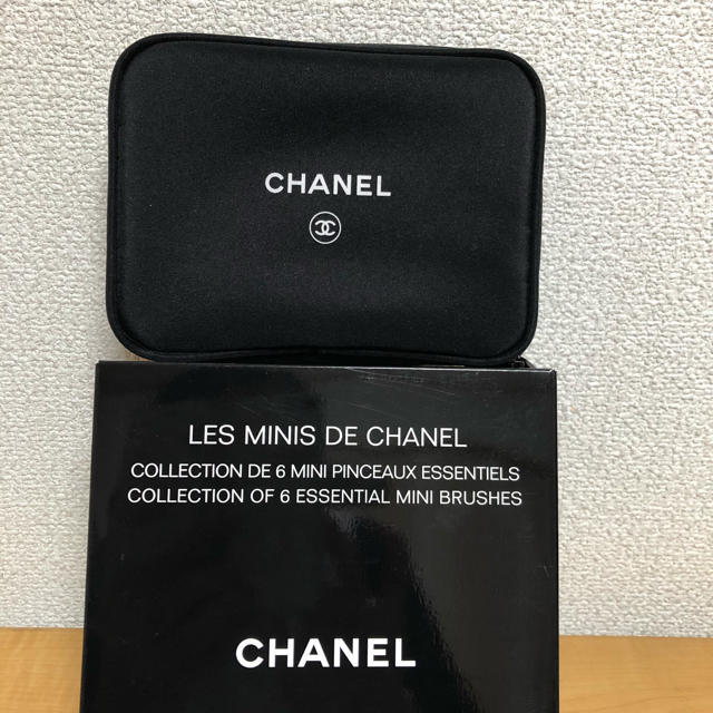 CHANEL(シャネル)のお値下げ！シャネルブラシセット コスメ/美容のキット/セット(コフレ/メイクアップセット)の商品写真