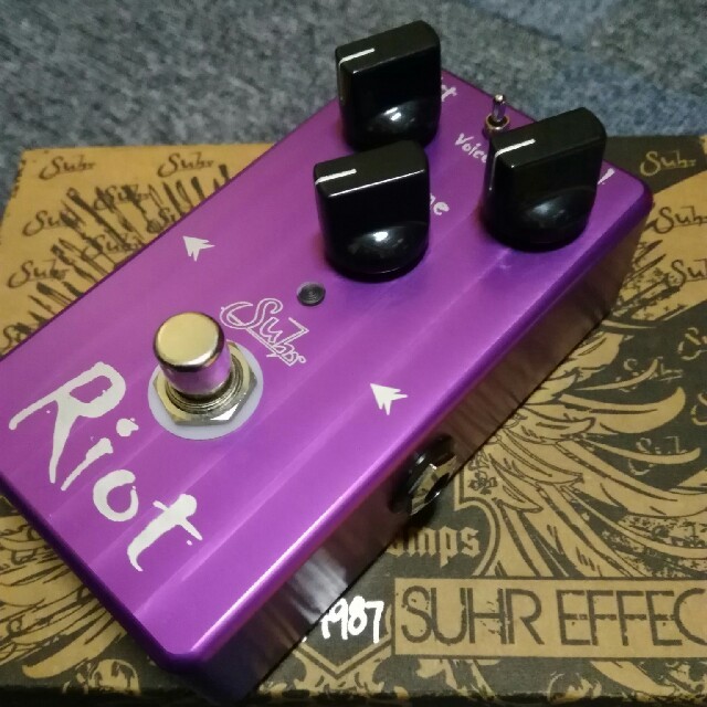 Suhr Riot Distortion サー ライオット ディストーション Suhr Riot Distortion サー ライオット ディストーション