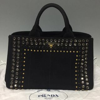 プラダ(PRADA)のPRADA 黒 カナパ  ビジュー スタッズ 手提げ プラダ トートバッグ(ハンドバッグ)