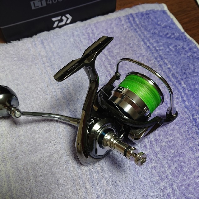 DAIWA(ダイワ)のダイワ18イグジストLT4000-CXH スポーツ/アウトドアのフィッシング(リール)の商品写真