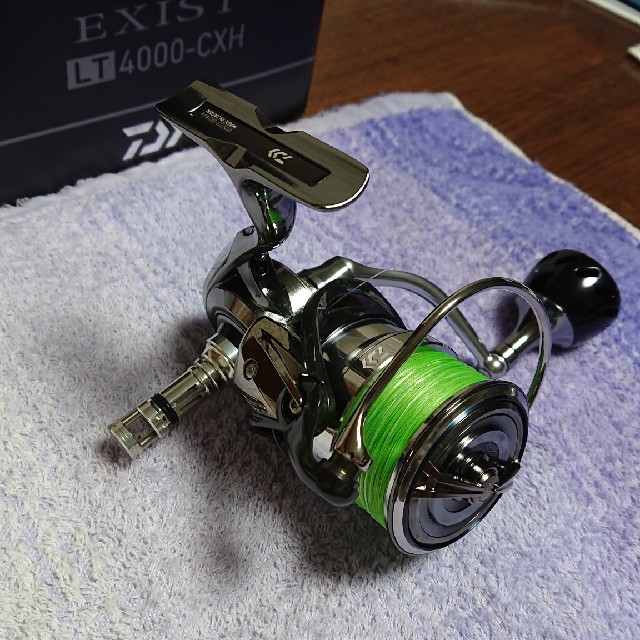 DAIWA(ダイワ)のダイワ18イグジストLT4000-CXH スポーツ/アウトドアのフィッシング(リール)の商品写真