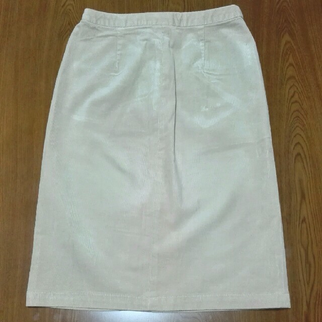 UNIQLO(ユニクロ)のユニクロ　コーデュロイ　スカート レディースのスカート(ひざ丈スカート)の商品写真