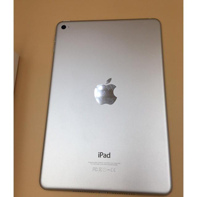 iPad mini4 64GB シルバー wifiモデル