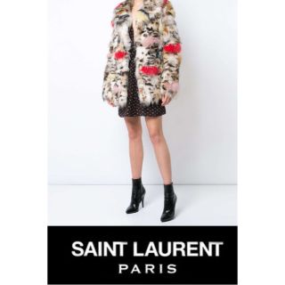 サンローラン(Saint Laurent)のnekota14様専用☆超美品☆サンローラン☆フォックスファージレベスト☆36(毛皮/ファーコート)