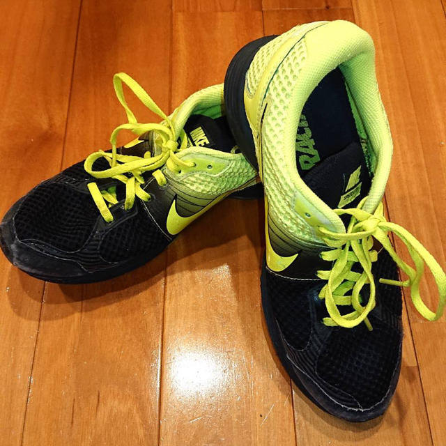 NIKE(ナイキ)のNIKE ナイキ スピードLITE＋ ブラック/イエロー サイズ：25.0cm  メンズの靴/シューズ(スニーカー)の商品写真