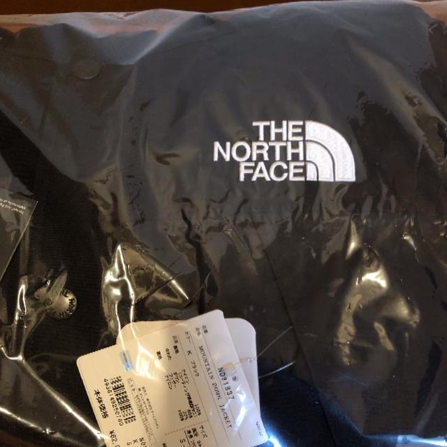 THE NORTH FACE(ザノースフェイス)のND91837 マウンテンダウンジャケット ブラック S メンズのジャケット/アウター(ダウンジャケット)の商品写真