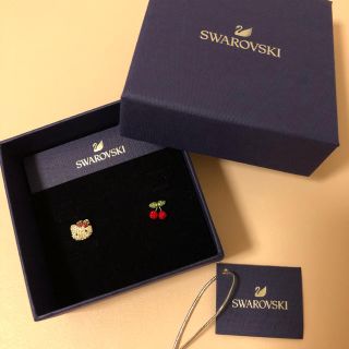 スワロフスキー(SWAROVSKI)の『のあちゃんママ様専用』SWAROVSKI ハローキティ ピアス(ピアス)