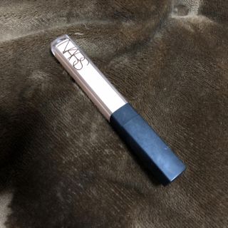 ナーズ(NARS)の専用(コンシーラー)