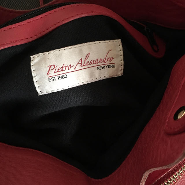 Rouge vif la cle(ルージュヴィフラクレ)のピエトロアレサンドロ赤3wayレザーショルダーハンドバッグ レディースのバッグ(ショルダーバッグ)の商品写真
