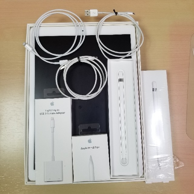 PC/タブレットiPad Pro12.9インチWifi+APPLE Pencil他（64GB）