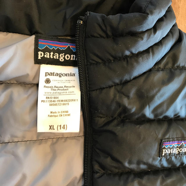 patagonia(パタゴニア)のパタゴニア ダウンベスト    レディースのジャケット/アウター(ダウンベスト)の商品写真