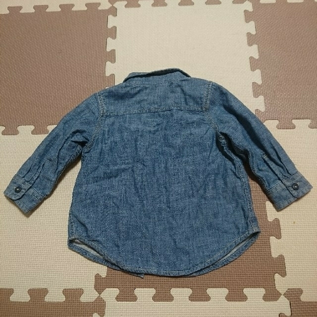 babyGAP(ベビーギャップ)のbabyGAP シャンブレーシャツ 12-18m キッズ/ベビー/マタニティのベビー服(~85cm)(シャツ/カットソー)の商品写真