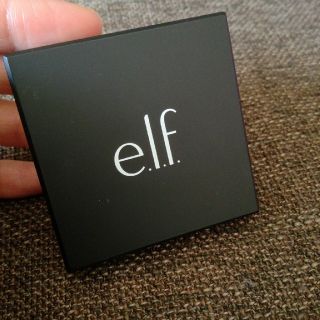 エルフ(elf)のelf アイシャドウ 未使用に近い(アイシャドウ)