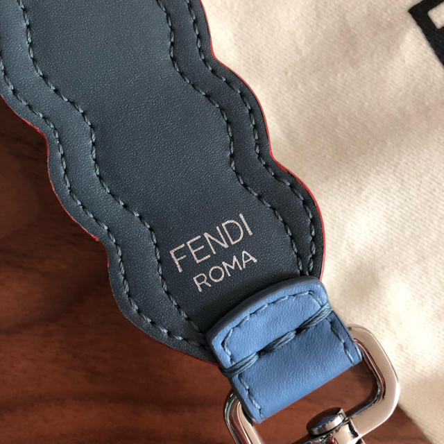 FENDI☆ストラップユー パール 美品