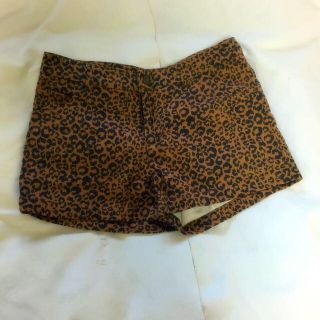 アパートバイローリーズ(apart by lowrys)の🐆ヒョウ柄ショートパンツ🐆(ショートパンツ)