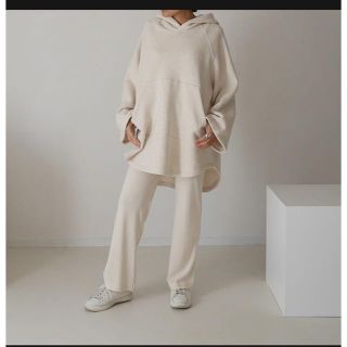 ドゥーズィエムクラス(DEUXIEME CLASSE)の専用＊今期完売  ARGUE URAKE FOODIE TUNIC(パーカー)