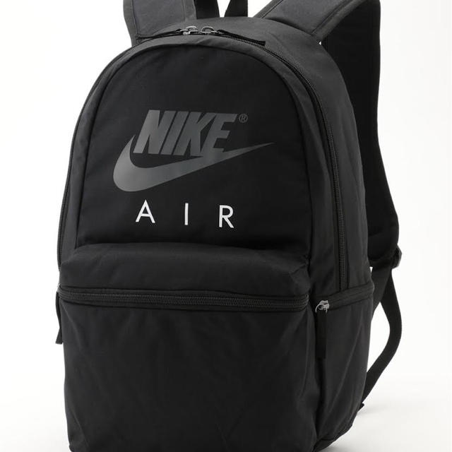 新品の未使用 NIKE AIR バックパック 26リッター