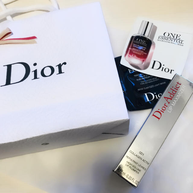 Dior(ディオール)のDior マキシマイザー 新品未使用 001 コスメ/美容のベースメイク/化粧品(リップグロス)の商品写真