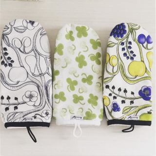 残3【新品レア】ポットホルダーM アラビア パラティッシ ブラック柄 kuovi