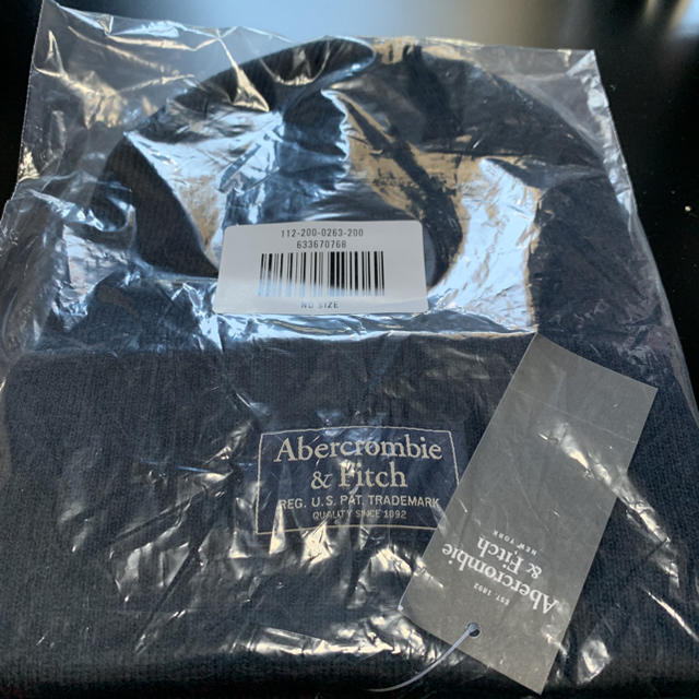 Abercrombie&Fitch(アバクロンビーアンドフィッチ)の【正規品】アバクロ A&F  ニットキャップ ワンサイズ ユニセックス ブラック メンズの帽子(キャップ)の商品写真