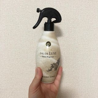 ピーアンドジー(P&G)のLENOR EAU DE LUKEレノアオードリュクス ファブリックフレグランス(日用品/生活雑貨)