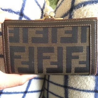 フェンディ(FENDI)の確実正規！！FENDI 折りたたみ財布(財布)