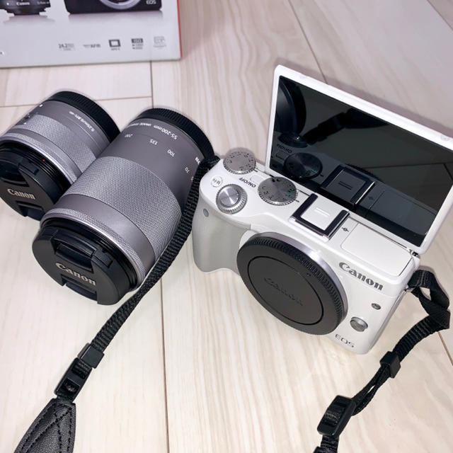 Canon(キヤノン)の【Canon】ミラーレス一眼カメラ EOS M3 ホワイト スマホ/家電/カメラのカメラ(ミラーレス一眼)の商品写真