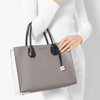 マイケルコース(Michael Kors)のマイケルコース バイカラートートバック ショルダーバッグ(トートバッグ)