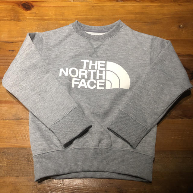 THE NORTH FACE(ザノースフェイス)のノースフェイス★スウェットロゴ キッズ/ベビー/マタニティのキッズ服男の子用(90cm~)(Tシャツ/カットソー)の商品写真