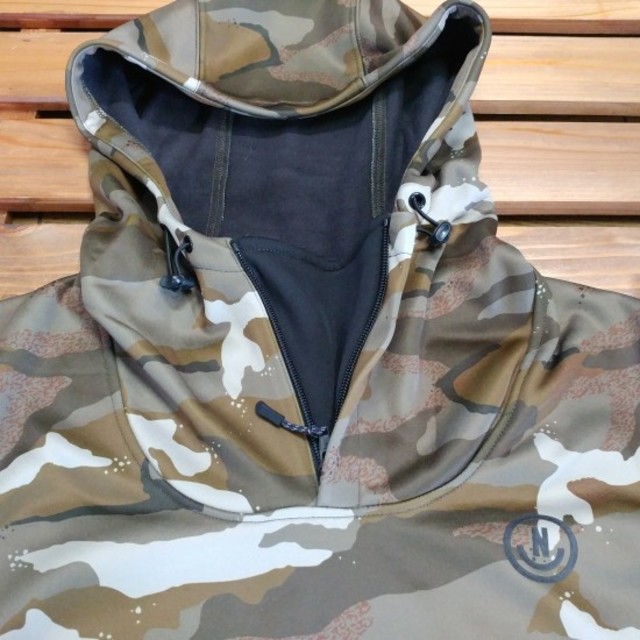 NEFF SOFTSHELL ウェア