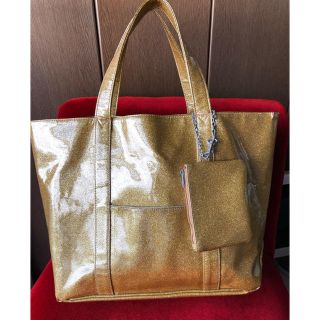 ユナイテッドアローズ(UNITED ARROWS)のユナイテッドアローズ ゴールドラメ エナメル bag(トートバッグ)