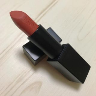 ナーズ(NARS)のNARS オーディシャスリップスティック 9461 JANE(口紅)