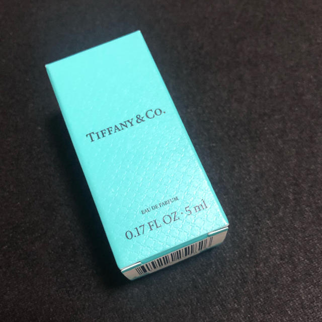 Tiffany & Co.(ティファニー)のTIFFANY香水5ml 未使用 コスメ/美容の香水(香水(女性用))の商品写真