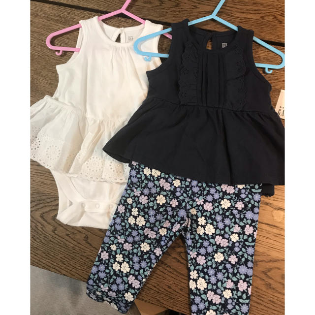 babyGAP(ベビーギャップ)のbaby gap 女の子 ワンピース レギンスセット♡大特価早い者勝ち！ キッズ/ベビー/マタニティのベビー服(~85cm)(ワンピース)の商品写真