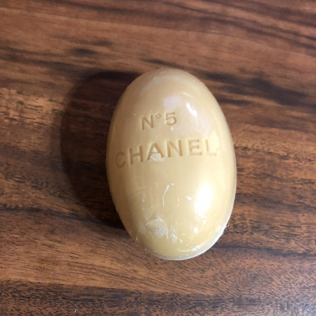 CHANEL(シャネル)のシャネル no.5 ザボン 未使用 コスメ/美容のボディケア(ボディソープ/石鹸)の商品写真