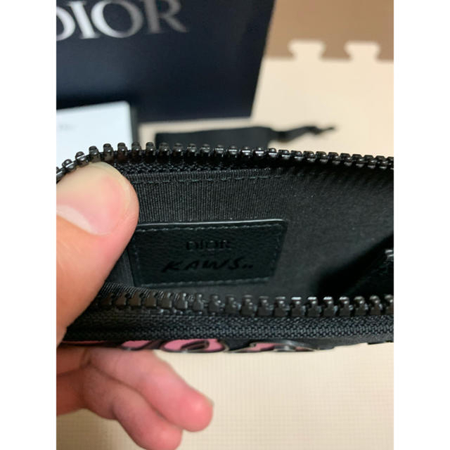 Dior コインケースの通販 by T.T.T's shop｜ディオールならラクマ - 新品同様 Dior×kaws 在庫最新品