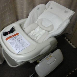 コンビ(combi)の【送料込】 ロアンジュオートスウィング 電動ハイローチェア スイング(その他)
