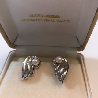 ミキモト(MIKIMOTO)のミキモト 天使の羽根 可愛いイヤリング(イヤリング)