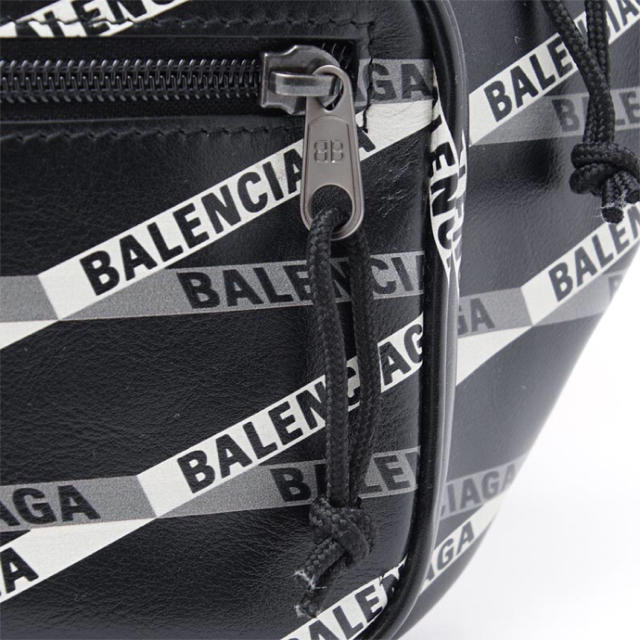Balenciaga(バレンシアガ)のバレンシアガ レザー ボディバック ウエストポーチ 新品 メンズのバッグ(ボディーバッグ)の商品写真