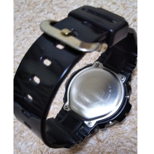 G-SHOCK(ジーショック)のG-SHOCK  「DW-6900CB」クレイジーカラーズ*ゴールド メンズの時計(腕時計(デジタル))の商品写真