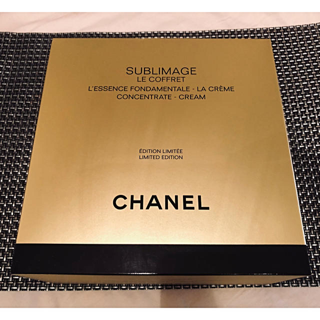 CHANEL(シャネル)の【新品】CHANELサブリマージュ ル コフレ コスメ/美容のスキンケア/基礎化粧品(美容液)の商品写真