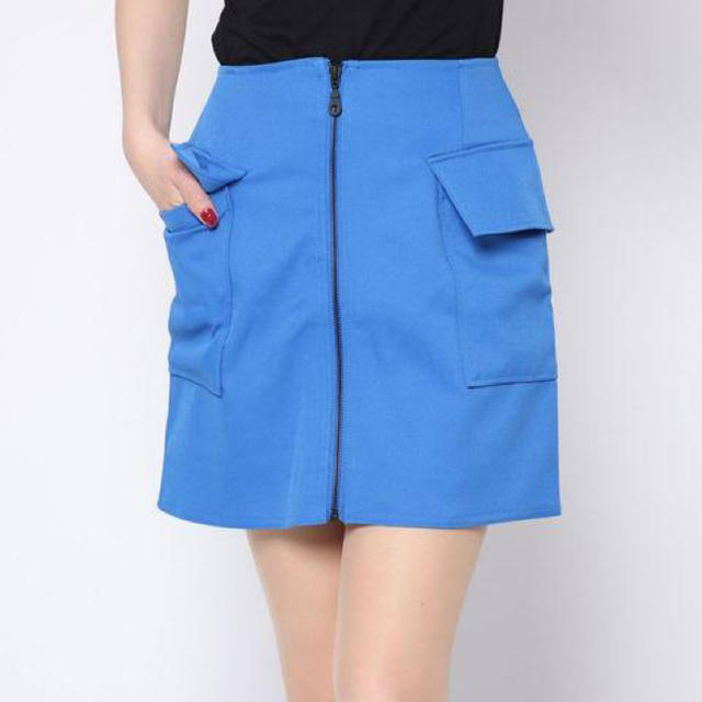 EMODA(エモダ)の正規新品 EMODA KERSEYジップスカート Sサイズ BLUE レディースのスカート(ミニスカート)の商品写真