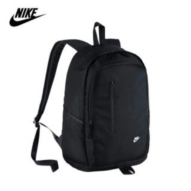 NIKE(ナイキ)の《新品未使用》ナイキ バックパック リュック 25L レディースのバッグ(リュック/バックパック)の商品写真