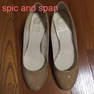 スピックアンドスパン(Spick & Span)のエナメルパンプス 37 ヒール4センチ(ハイヒール/パンプス)