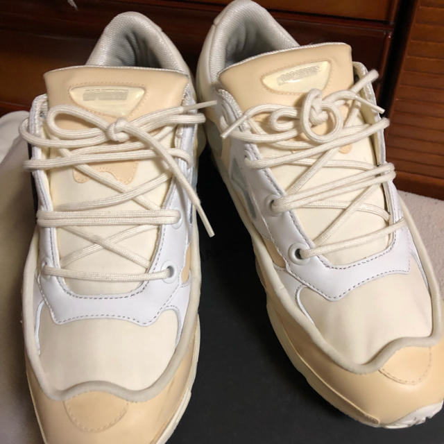 RAF SIMONS(ラフシモンズ)のRaf Simons adidas ozweego bunny 28.5 メンズの靴/シューズ(スニーカー)の商品写真