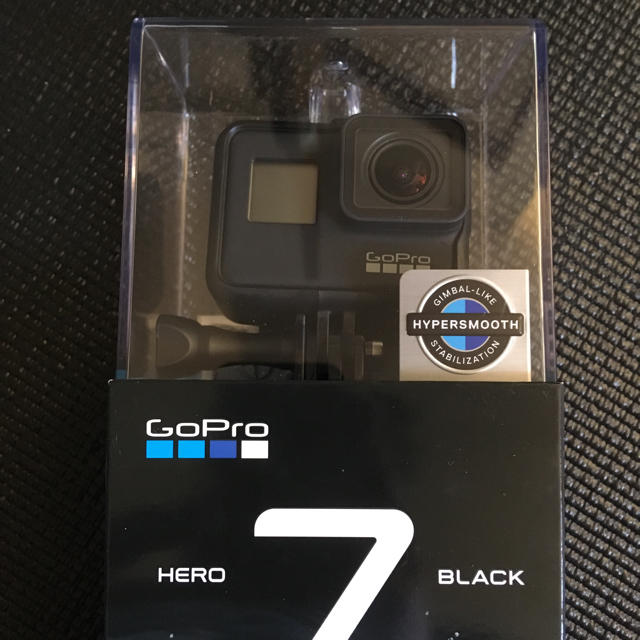 GoPro(ゴープロ)のgopro hero7 新品未開封品 ゴープロ スマホ/家電/カメラのカメラ(ビデオカメラ)の商品写真