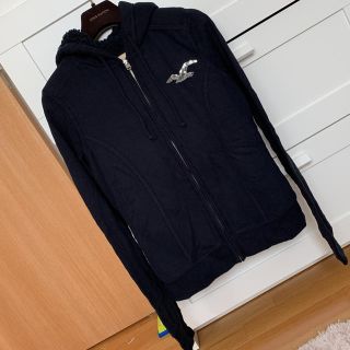 ホリスター(Hollister)のHOLLISTER  モコモコパーカー  ネイビー  美品✨(パーカー)