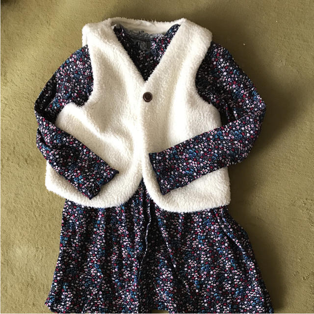 コーデュロイ 花柄ワンピース 130 美品 キッズ/ベビー/マタニティのキッズ服女の子用(90cm~)(ワンピース)の商品写真