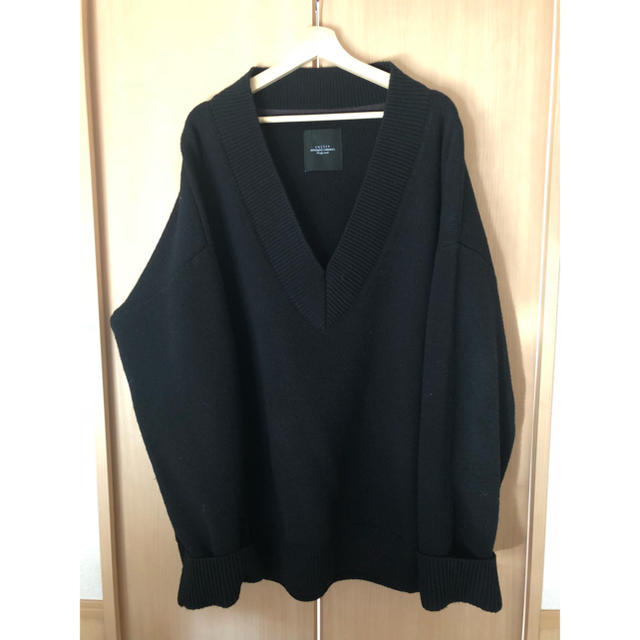 UNUSED(アンユーズド)のUNUSED US1497 (7G V-neck knit) ブラック 3 メンズのトップス(ニット/セーター)の商品写真